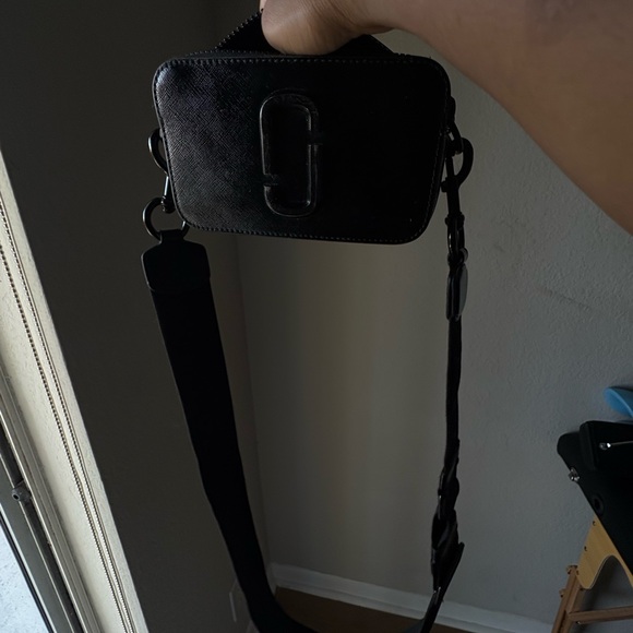 Marc Jacobs Black Belt Bag for Men - Picture 2 of 4